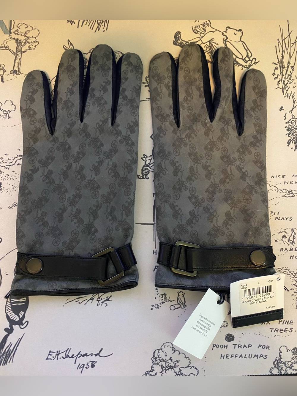 NWT- Coach Horse & Carriage Tech Gloves